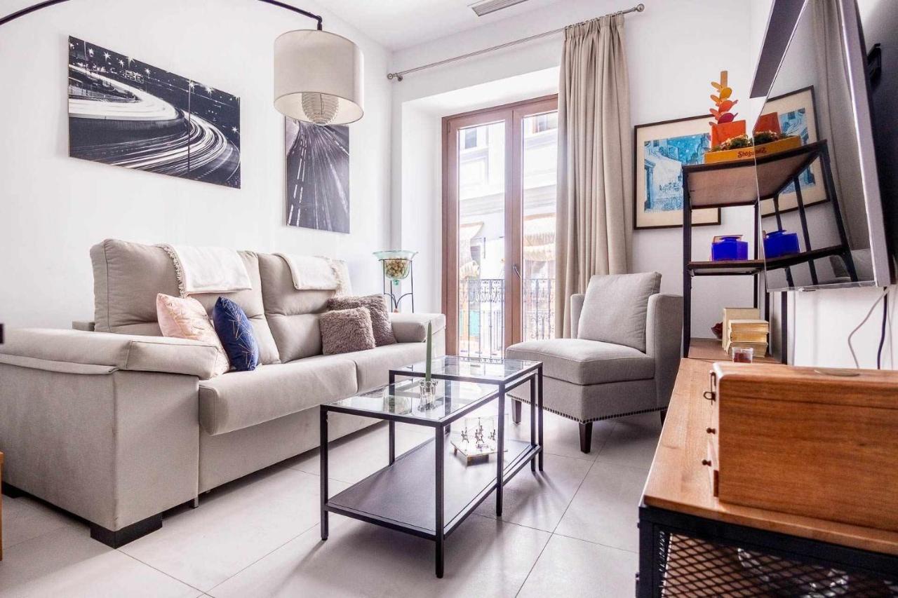 Comfy Away - Apartamento Exclusivo Mercado De Triana Con Balcon Sevilla Buitenkant foto