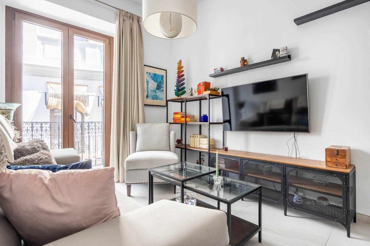 Comfy Away - Apartamento Exclusivo Mercado De Triana Con Balcon Sevilla Buitenkant foto