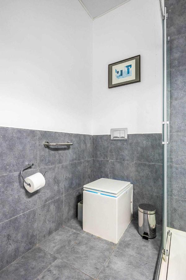 Comfy Away - Apartamento Exclusivo Mercado De Triana Con Balcon Sevilla Buitenkant foto