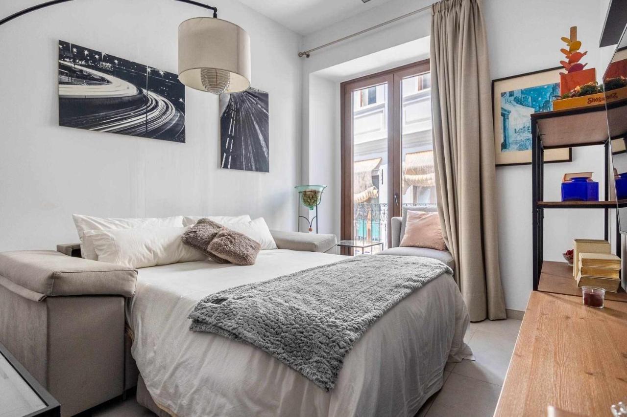 Comfy Away - Apartamento Exclusivo Mercado De Triana Con Balcon Sevilla Buitenkant foto