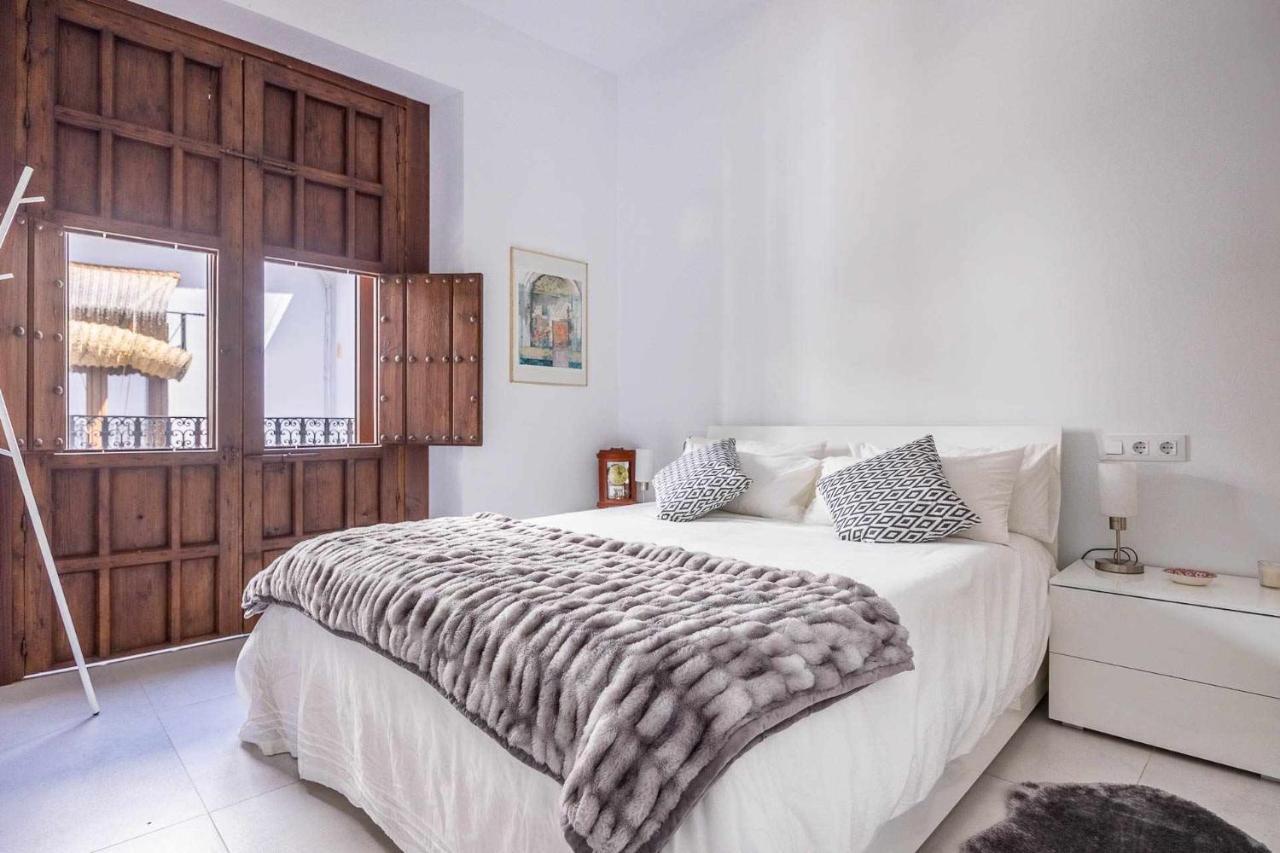 Comfy Away - Apartamento Exclusivo Mercado De Triana Con Balcon Sevilla Buitenkant foto